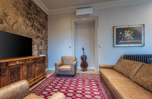 Alba Appartement | Plaza View Luxury Apartment, Alba
