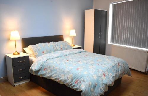 Bordesley Maison | Pleasant Apartment in near Birmingham City Center