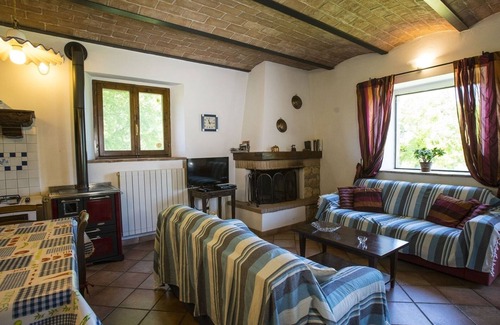 Poggiarello Maison | Délicieuse et typique ancienne grange convertie en maison de vacance dans le Chianti, région idéale pour visiter les principales villes historiques de Toscane.