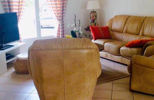 La Jonchere Maison | Agréable maison ( 6 pers) avec piscine et proche de la mer