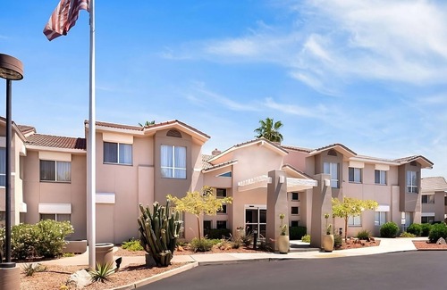 Tempe Hôtel | Pleasant Stay, Convenient Location! Full Kitchen, Outdoor Pool, Free Breakfast