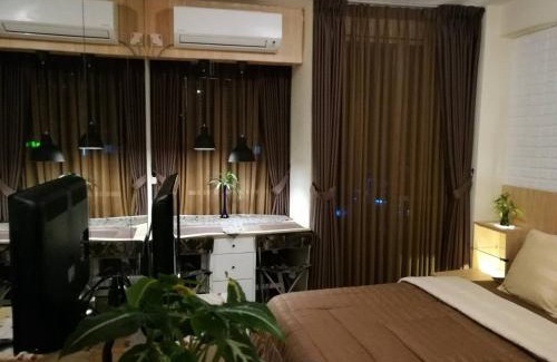 Kelapa Gading Timur Appartement | Pleasant Tifolia Studio Cozy Room In Kelapa Gading