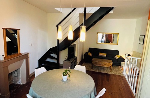 La Roche-sur-Yon Maison | Agréable maison de ville avec terrasse et jardin