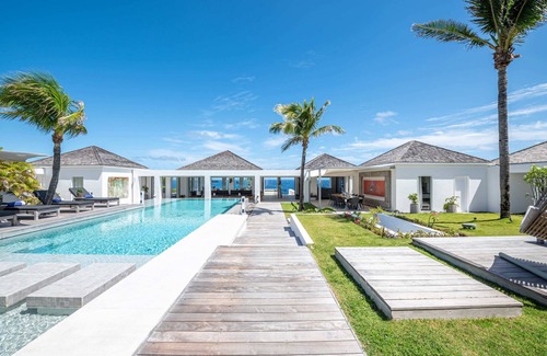Petit Cul-de-Sac Villa | Villa privée, six chambres �� coucher, deux piscines, jacuzzi, salle de remise en forme, piscine chauffée de 39 pieds de long