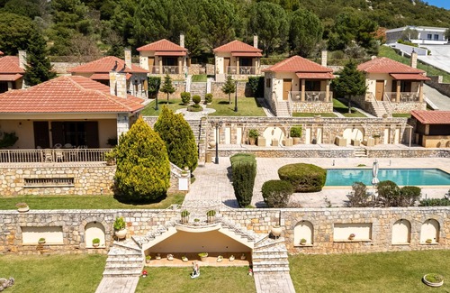 Kylini Appartement | Pleiades Jewel Maia - Corinthos Pool Bliss