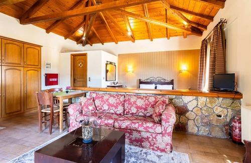 Kylini Appartement | Pleiades Jewel, Maia - Corinthos Pool Bliss