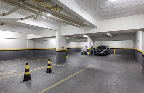 Reboucas Appartement | Pleione ⭐️ flat completo, garagem, Jd. Botânico, PUC, Centro
