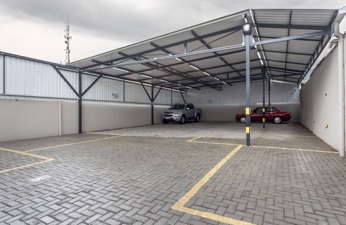 Reboucas Appartement | Pleione ⭐️ flat completo, garagem, Jd. Botânico, PUC, Centro