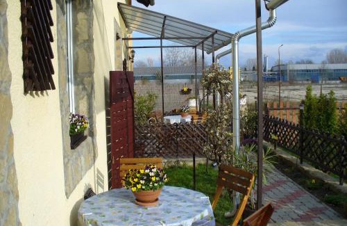 Sarvar Appartement | Pleiveisz Apartman