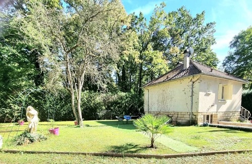 Lamorlaye Maison | Plongez Dans L'harmonie de la Nature en Séjournant Dans Notre Maison de 70 m2