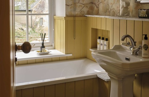 Lickfold Cottage | Cottage-Supérieure-Salle de bain privée séparée