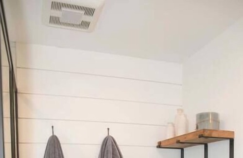 Waco Cabine | Plush Cabin 4 min to Homestead Heritage 18 min to Magnolia