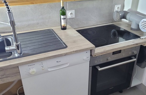 Charency-Vezin Appartement | Vrbo Property