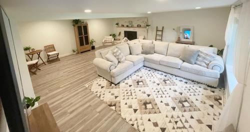 Marysville Appartement | PNW Creekside Escape Relax, Unwind, Explore