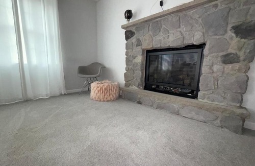 Pocono Summit Maison | Pocono Escape - Modern & Cozy