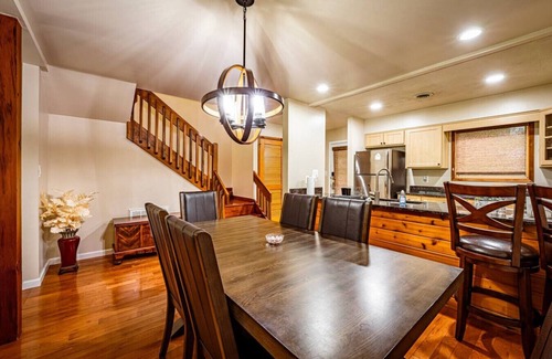 East Stroudsburg Maison | 2-bedroom, 2 bath Pocono Mountains retreat in East Stroudsburg
