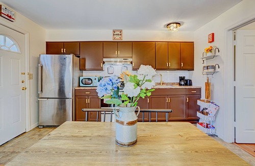 Sciota Cottage | Poconos Mountain View Cottage Near Skiing, Hiking NO CLEANING FEE!