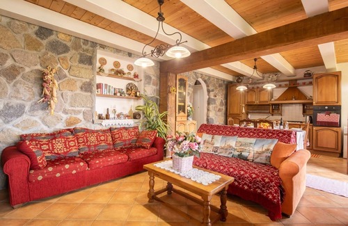 Abbadia San Salvatore Villa | Podere Mezzavia in Abbadia San Salvatore ,, Toscana