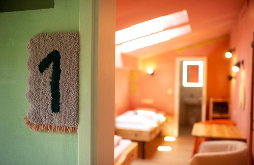 Libchavy Maison | Podkrovní pokojíky s kuchyňkou a venkovním i vnitřním posezením