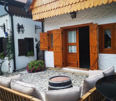 Knezevi Vinogradi Chalet De Ski | PodRoom Irena