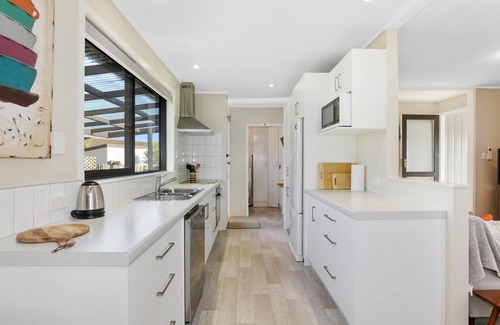 Owhata Maison | Poet's Corner - 3 Bedrooms | 1 Bathroom in Poet's Corner
