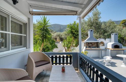 Galatas Maison | Poetree Echo by Green Poetree Houses
