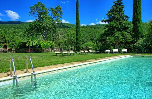 Subbiano Villa | Poggiolino by PosarelliVillas