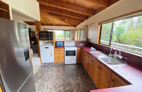 Pohara Maison | Pohara Sands - Family Beach House