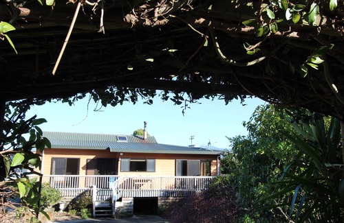 Pohara Maison | Pohara Sands - Family Beach House