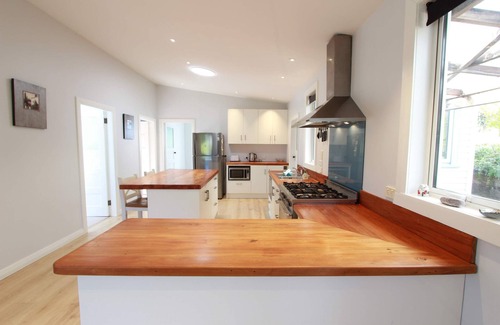 Pohara Maison | Pohara Valley Retreat - Modern & Relaxing Stay