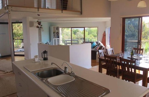 Binalong Bay Maison | Point Break Binalong Bay