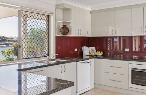 Yamba Maison | Point Paradiso | Glorious waterfront