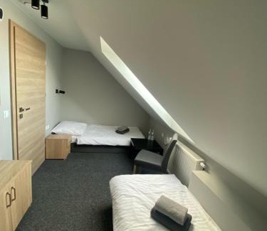 Dobrzen Wielki Maison | Pokoje do wynajęcia Massek