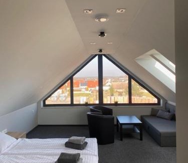 Dobrzen Wielki Maison | Pokoje do wynajęcia Massek