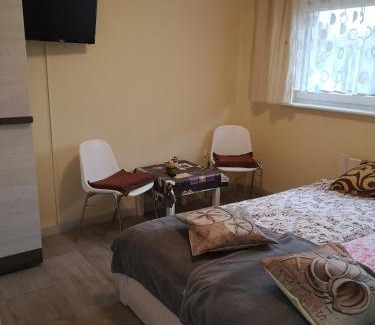 Mielno Maison | POKOJE GOŚCINNE BRYZA