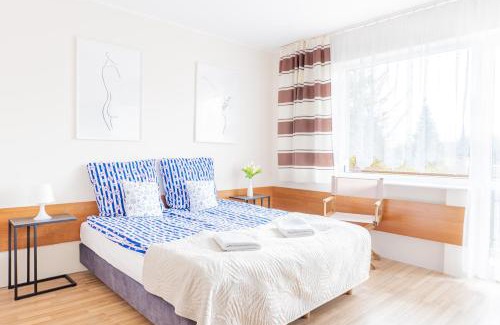 Ostrowo Maison | Pokoje Gościnne Raf-Tur - Sala Zabaw, Grill - Idealny dla rodzin z dziećmi