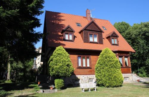 Ladek-Zdroj Maison | Pokoje Gościnne Złota Palma
