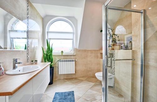Zawoz Maison | Pokoje i apartamenty Ferencówka Bieszczady