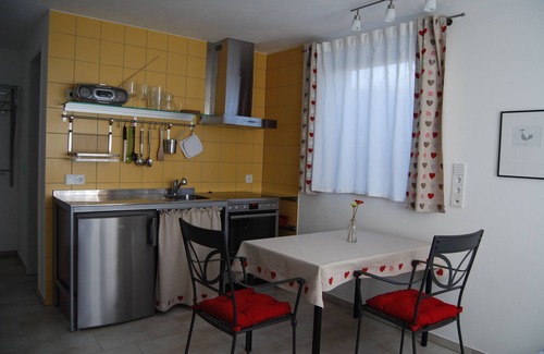 Strick Appartement | Appartement sans polluant pour max. 2 personnes, de préférence navetteurs le week-end