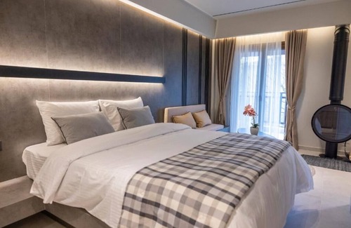 Kalambaka Appartement | Polyzos Luxury Suites Meteora #1 - Adults Friendly