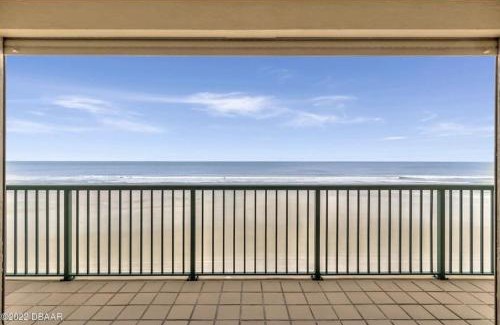 Ponce Inlet Appartement | Ponce Inlet Florida Breathtaking Oceanfront Penthouse Villa!