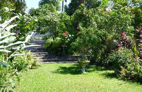 Sukasada Maison | Pondok Apsari
