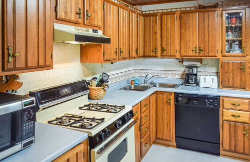 Old Forge Cabine | Pondside at Holiday Shores