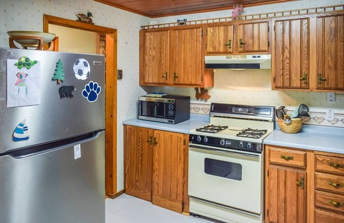 Old Forge Cabine | Pondside at Holiday Shores