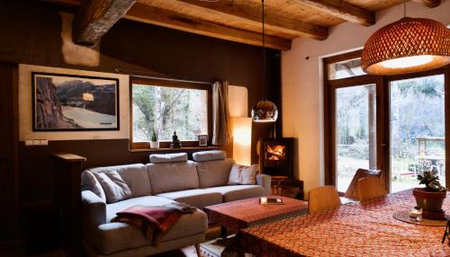 Montagut Appartement | Pont de Valenti Mountain Retreat
