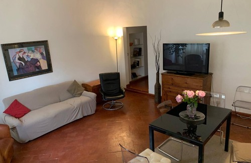 San Giovanni Appartement | Ponte Vecchio-Dimora Confort Peonia