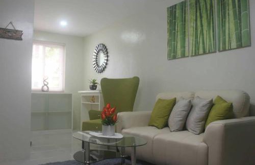 Pallocan Appartement | Pontefino Prime Townhouse 4BR with Wifi & Pool