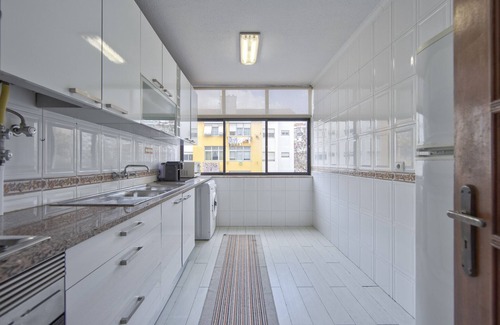 Alfornelos Appartement | Pontinha Typical by Homing