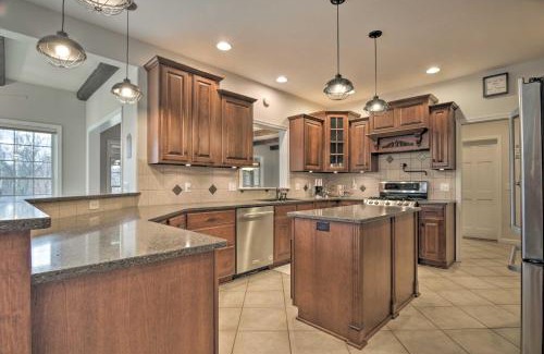 Hershey Maison | Pool and Furnished Patio Group Getaway in Hershey