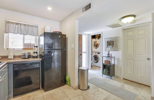 North Scottsdale Copropriété | Pool + Hot Tub Access! Chic Condo in Scottsdale